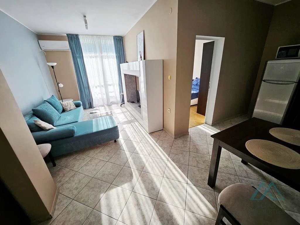 2 izbový krásny apartmán 600m od mora, Slnečné pobrežie, Bulharsko - foto 6