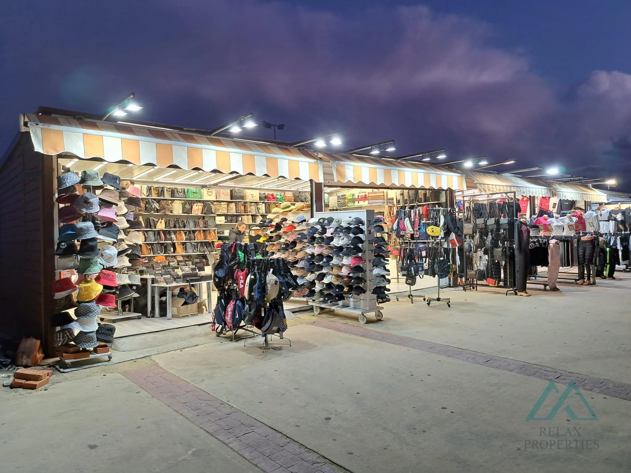 Veľký 48m2 apartmán s výhľadom na bazén v komplexe Dawn Park, Slnečné pobrežie. - foto 27