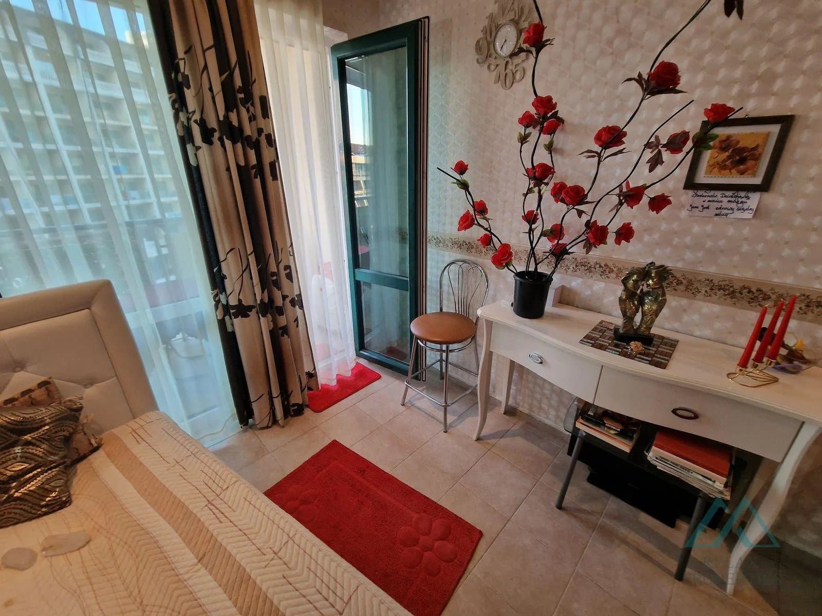 Veľký štúdiový apartmán v prvej línii s výhľadom na bazén, 4* Planeta hotel and aquapark, 50m od mora, Slnečné Pobrežie, Bulharsko - 5