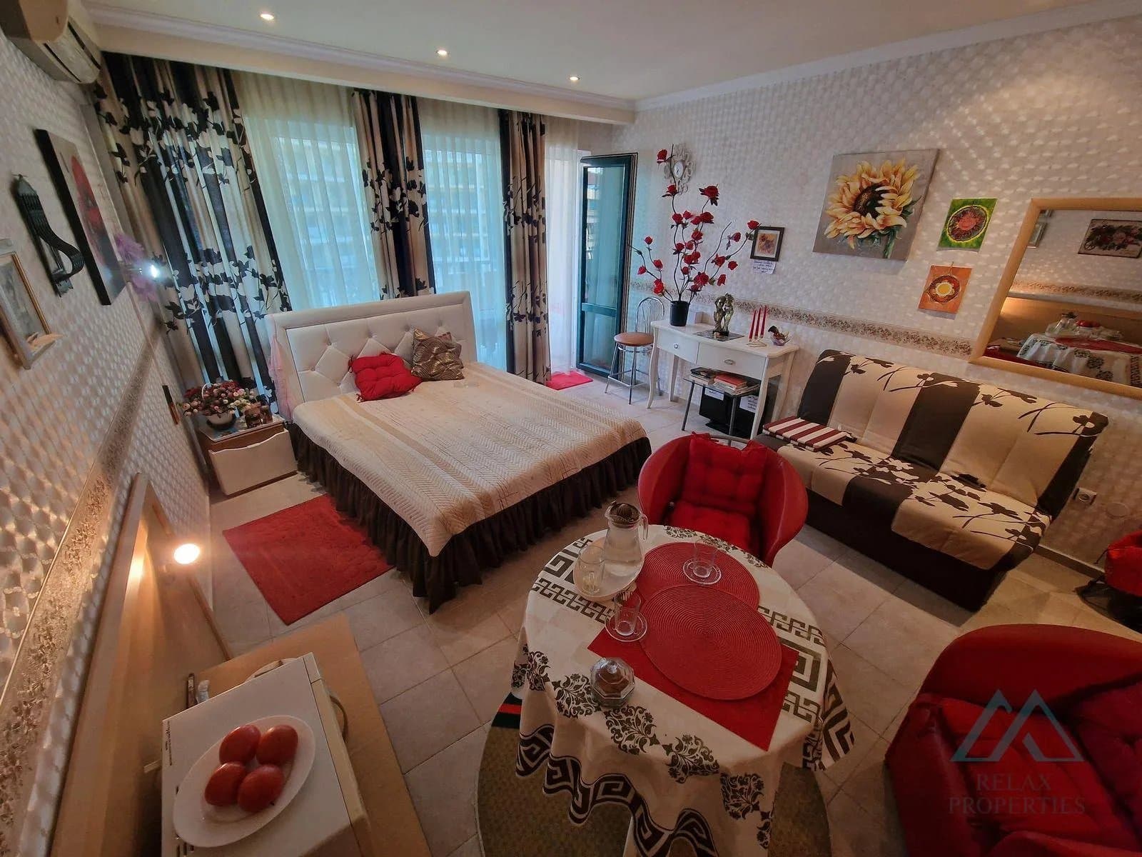 Veľký štúdiový apartmán v prvej línii s výhľadom na bazén, 4* Planeta hotel and aquapark, 50m od mora, Slnečné Pobrežie, Bulharsko - foto 6