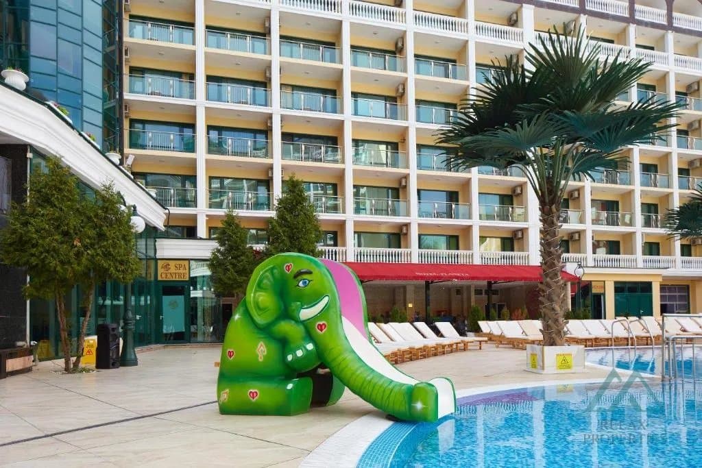 Veľký štúdiový apartmán v prvej línii s výhľadom na bazén, 4* Planeta hotel and aquapark, 50m od mora, Slnečné Pobrežie, Bulharsko - foto 27
