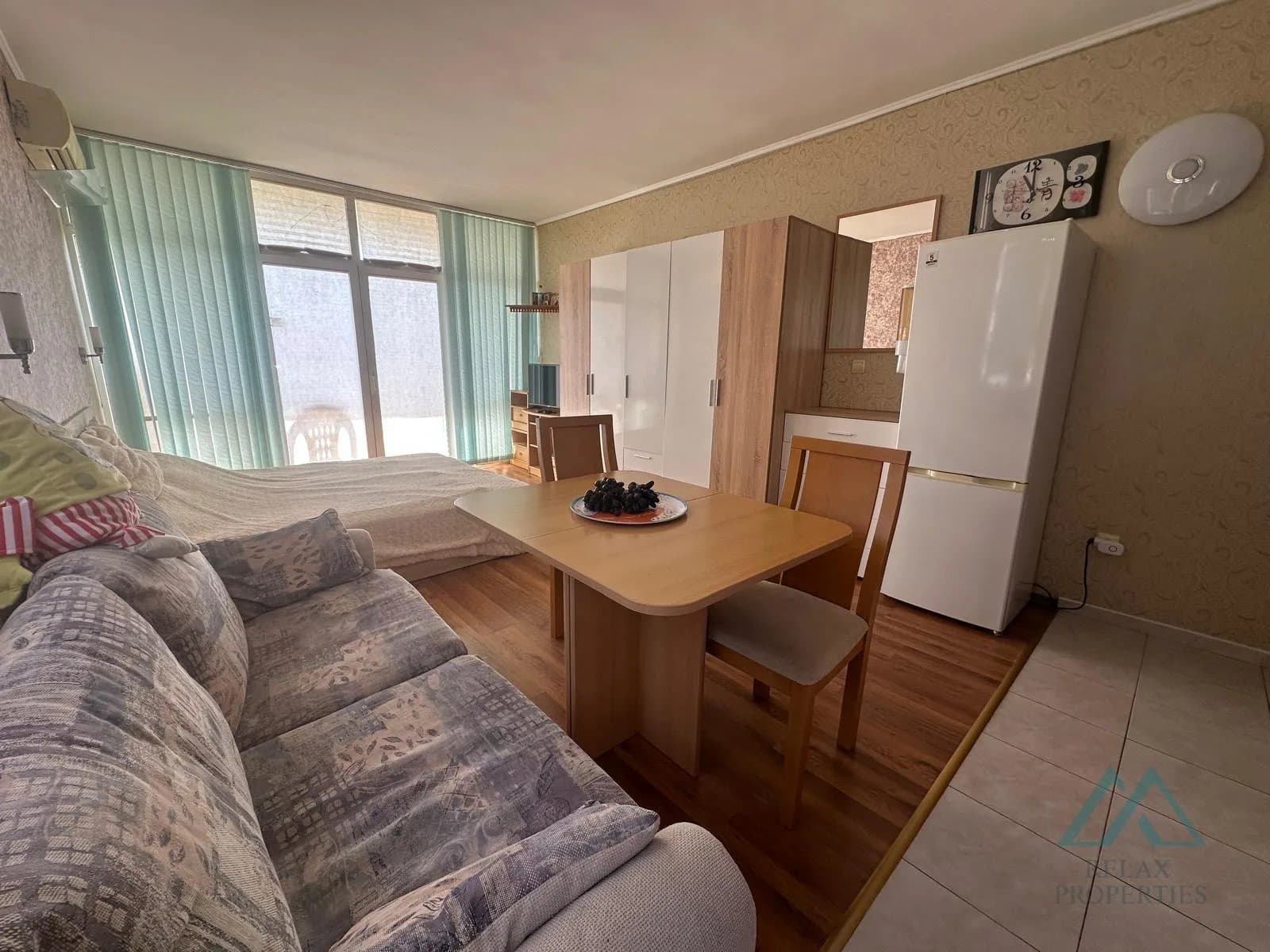 Priestranné štúdio s výhľadom na bazén, Semiramida Gardens, Slnečné pobrežie – len 400 m od mora - foto 11