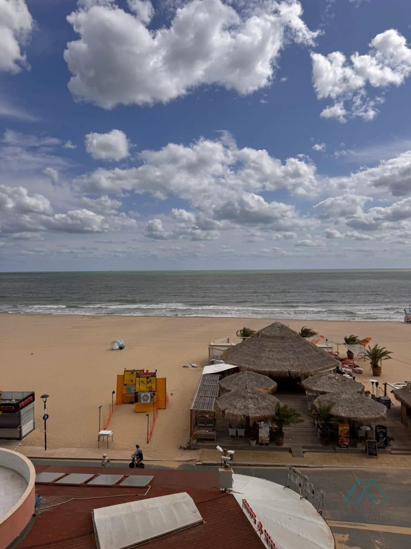 Luxusná poloha priamo v prvej línii! 2-izbový apartmán s výhľadom na more, Slnečné pobrežie, Bulharsko - 1