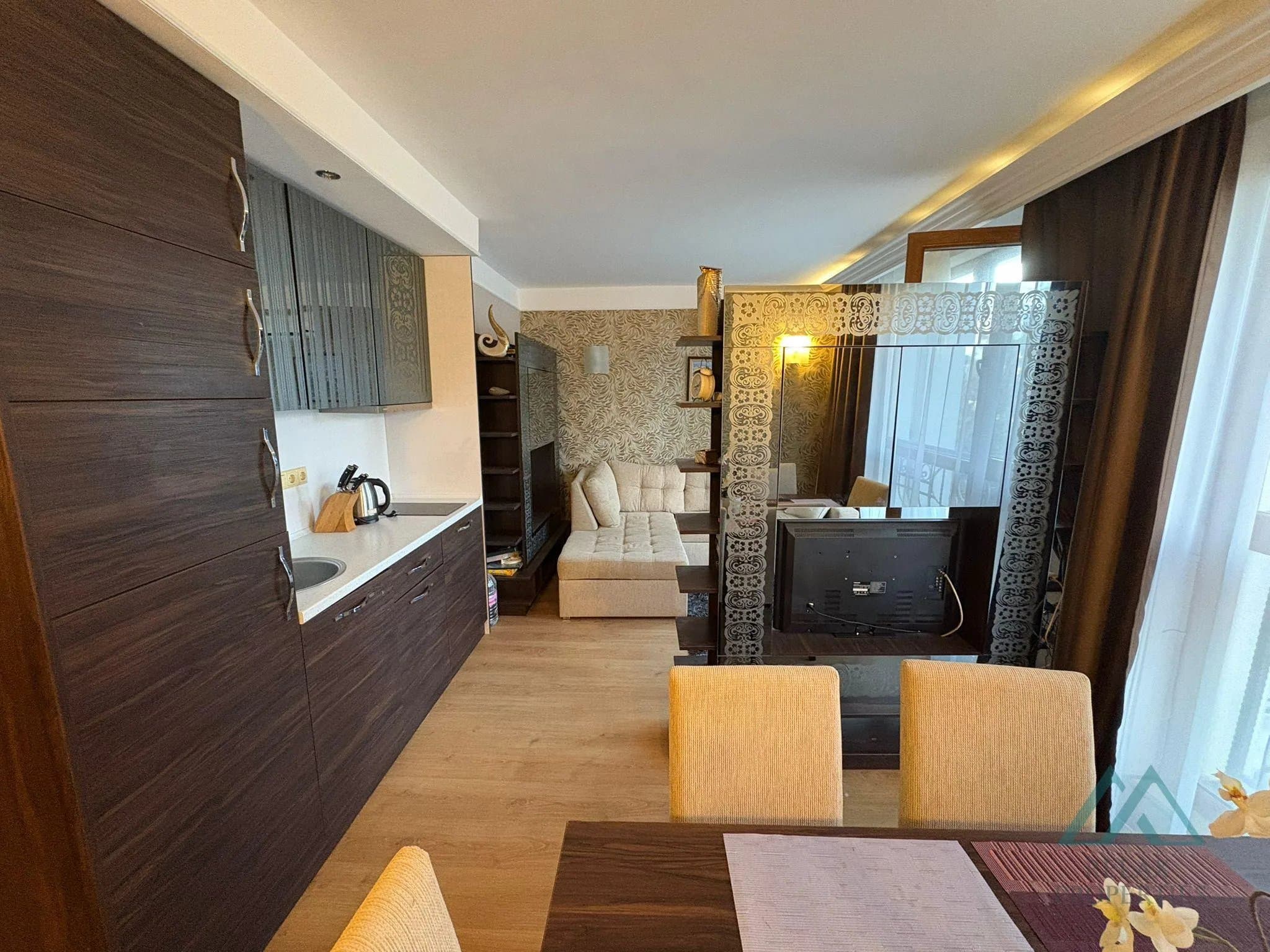 Luxusný 3 izbový apartmán s 2 kúpeľňami, Harmony Palace, 400m od mora, Slnečné pobrežie - foto 15