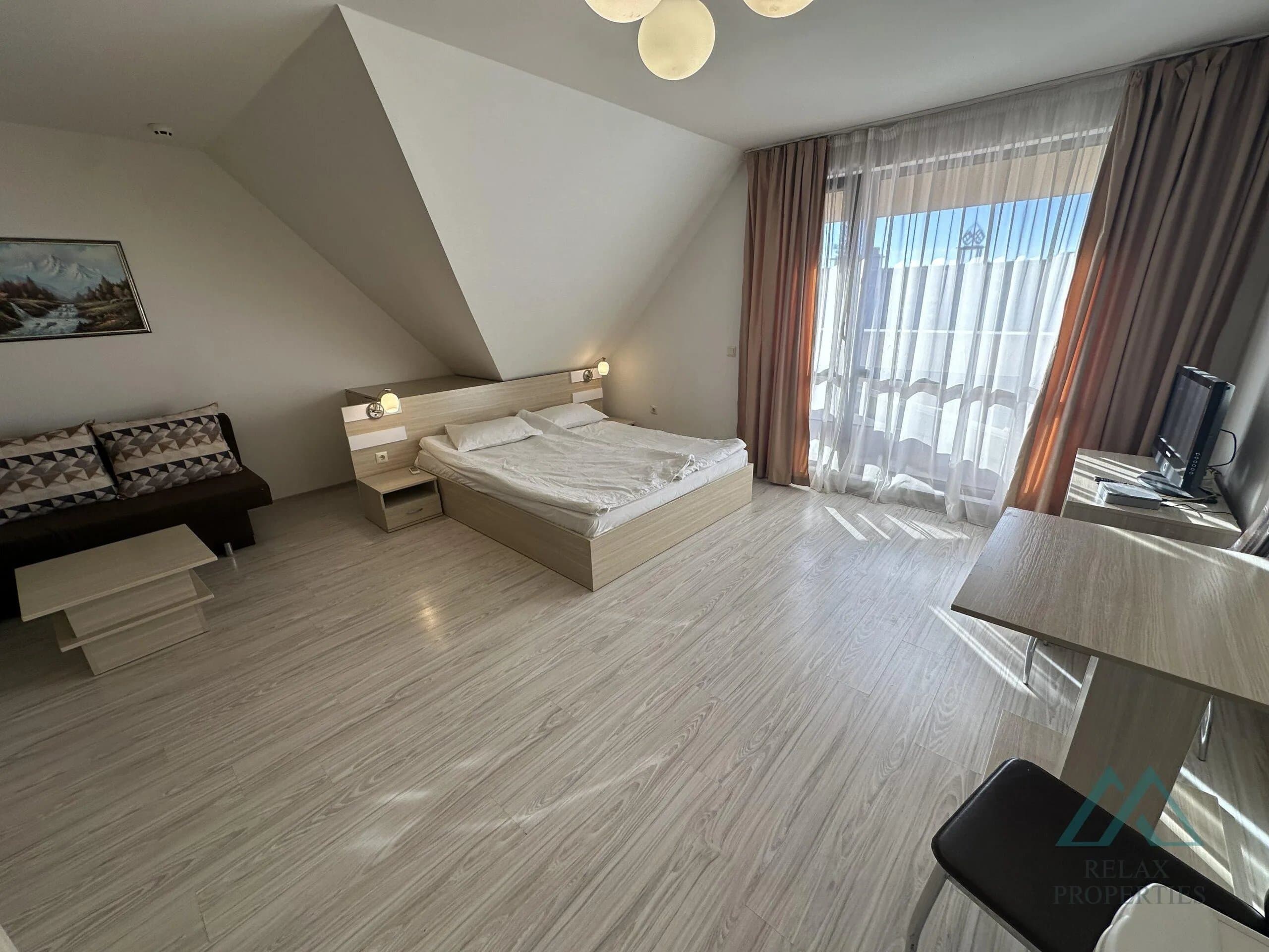 Priestranný apartmán s výhľadom na bazén, Tarsis Club & SPA, 700m od mora, Slnečné pobrežie - 3