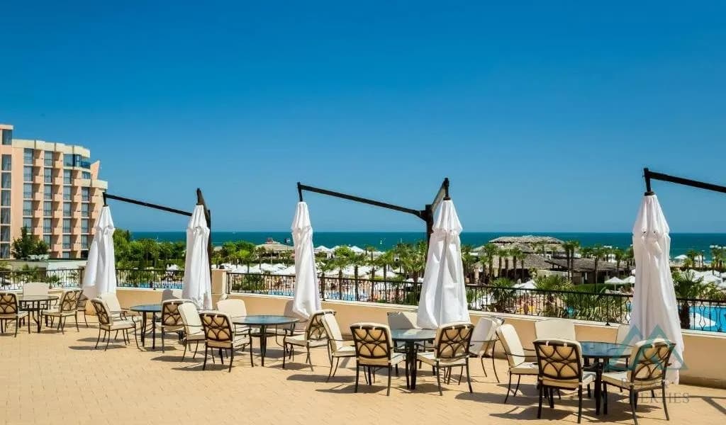 Apartment in the luxurious 4* DIT Majestic Beach Resort complex, first line by the sea, Sunny Beach - foto 7