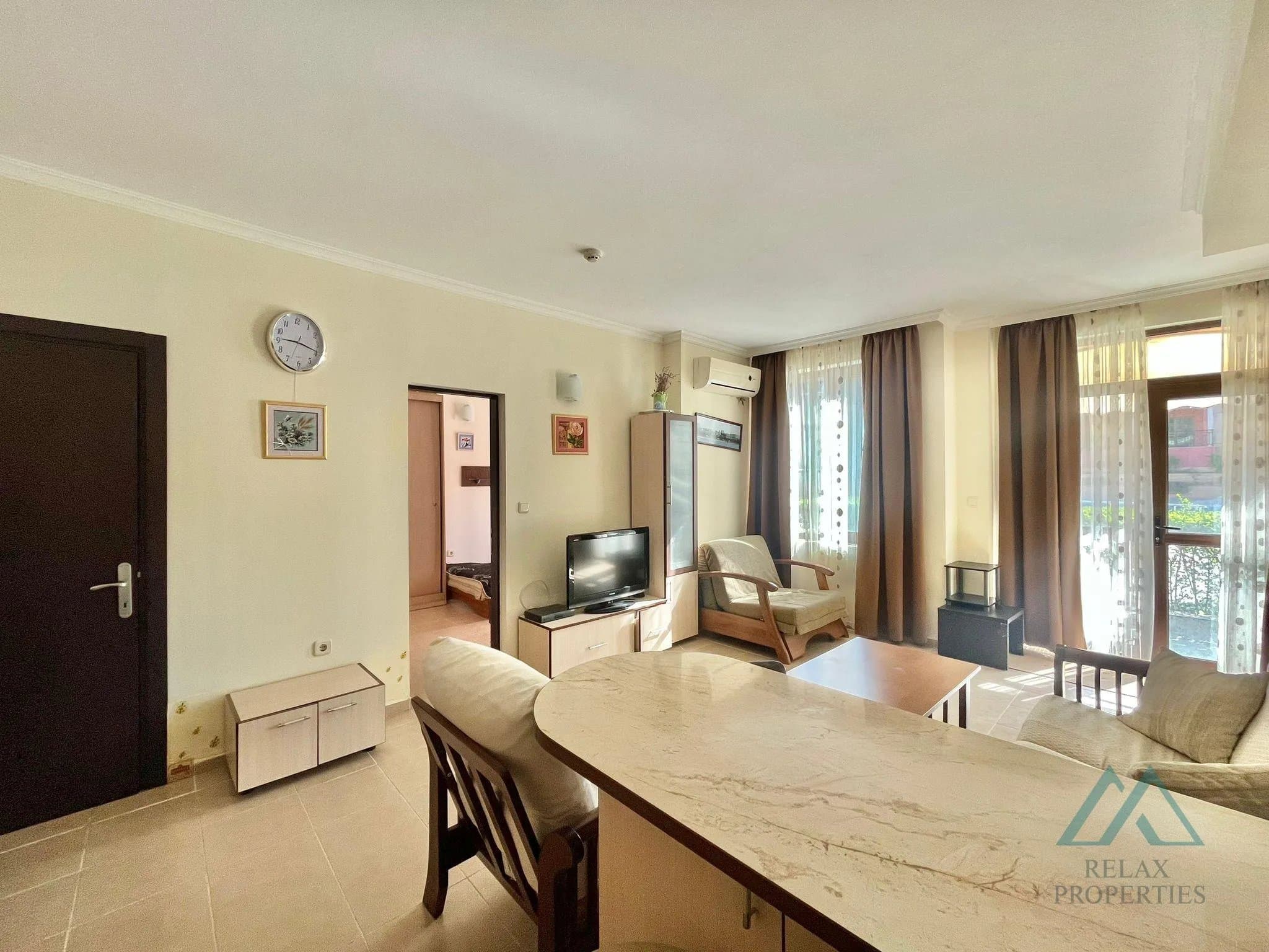 2 izbový apartmán len 300m od pláže, St. George Palace, Sveti Vlas, Bulharsko - foto 11