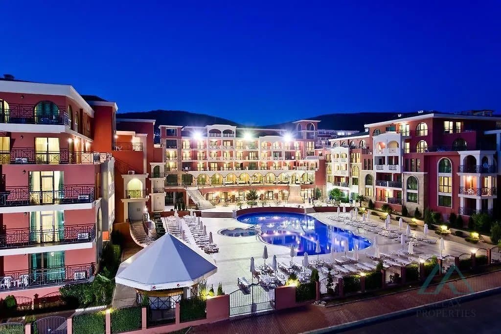 2 izbový apartmán len 300m od pláže, St. George Palace, Sveti Vlas, Bulharsko - foto 20