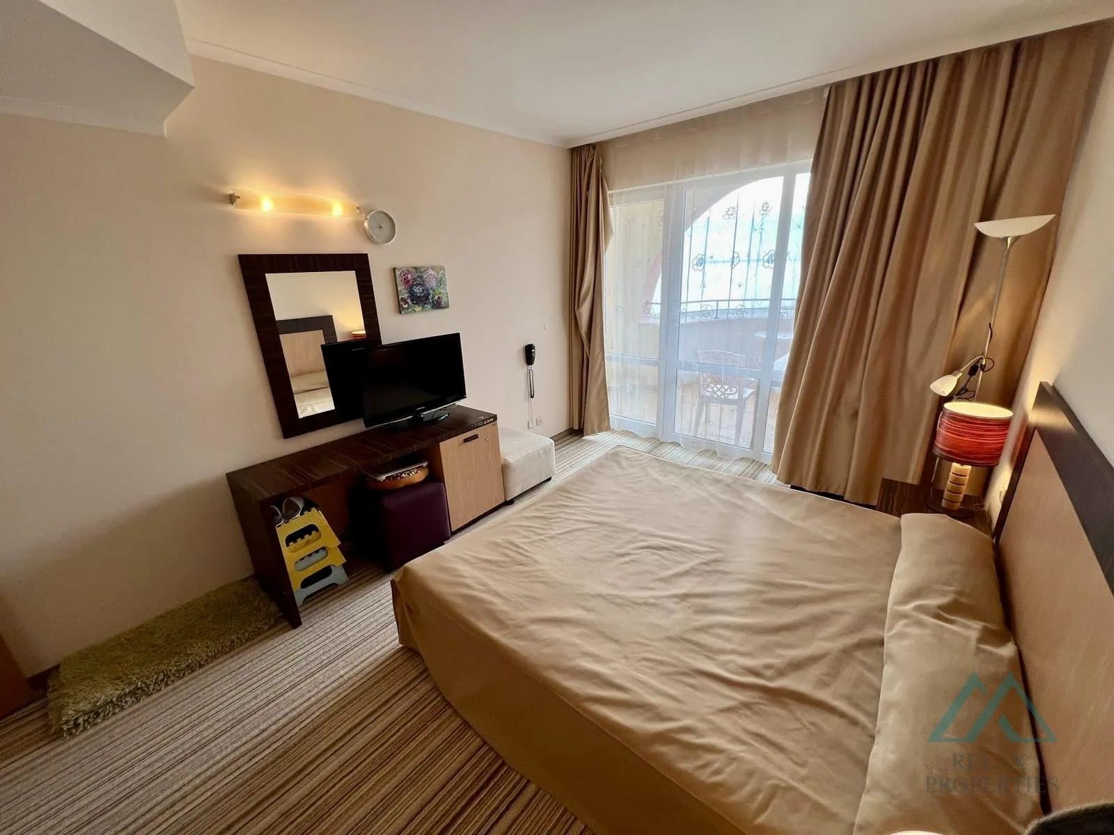 Luxusný 2-izbový apartmán s nádherným výhľadom na more, DIT Majestic Beach Resort, prvá línia, Slnečné pobrežie - foto 6