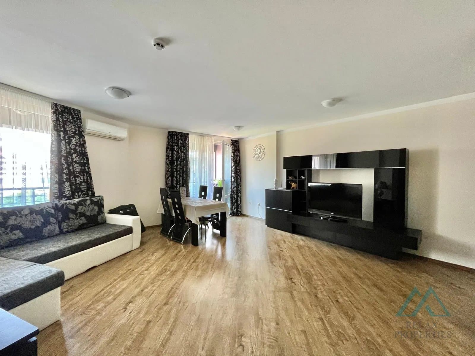 Priestranný 2-izbový apartmán len 100m od pláže, Sunny Beach Plaza, Slnečné pobrežie, Bulharsko - foto 15