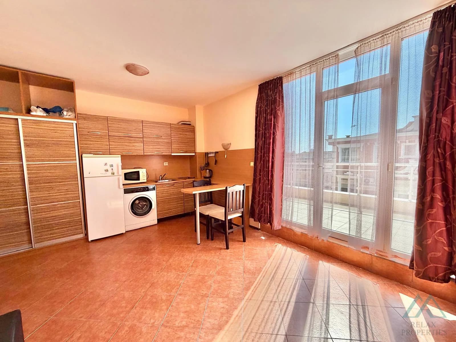2-izbový apartmán s veľkou terasou, 78 m² – Balkan Breeze 1, Slnečné pobrežie - 5