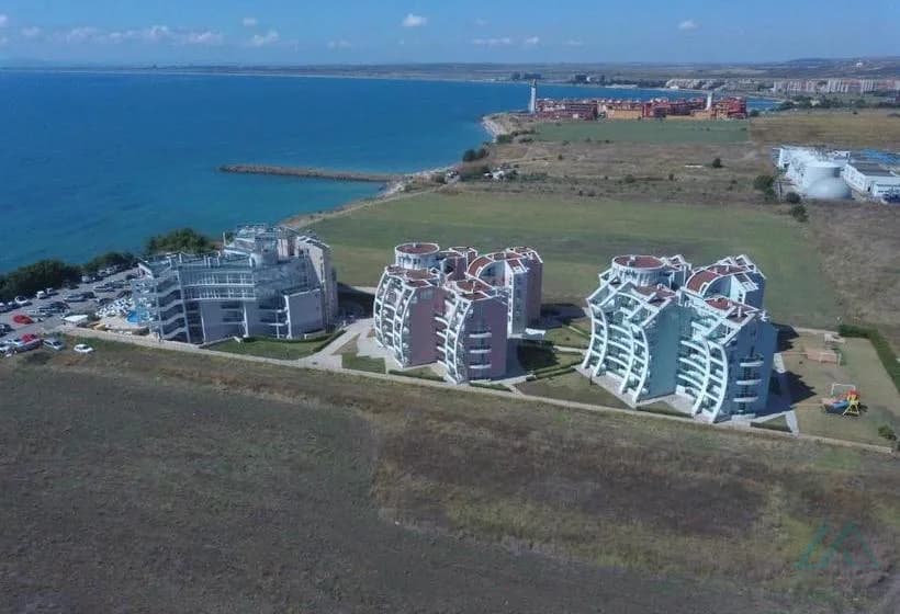 2-izbový apartmán s výhľadom na more, komplex Costa Calma, prvá línia pri mori, Ravda, Bulharsko - foto 14