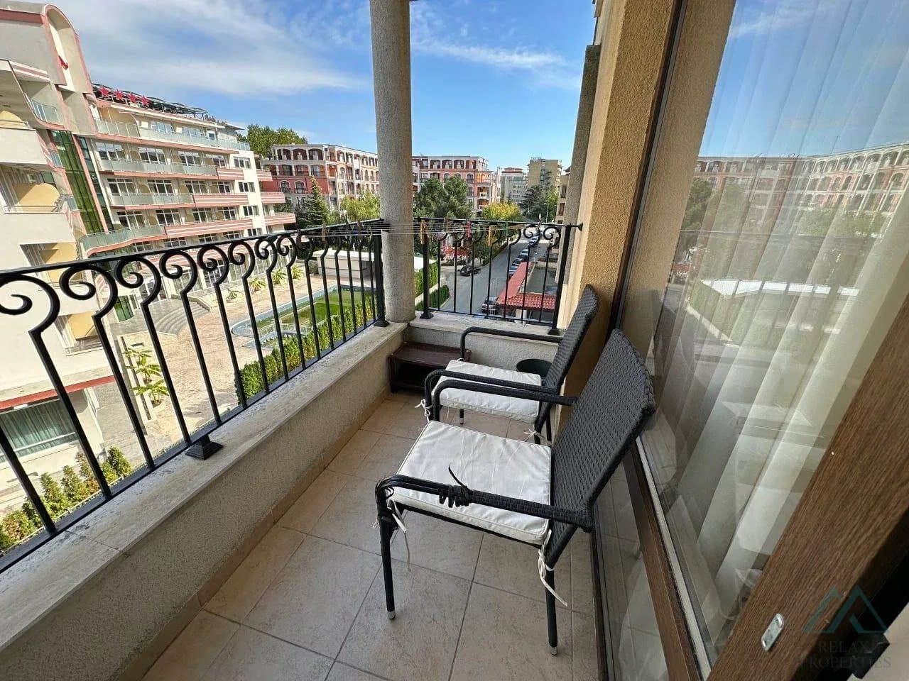 2-izbový apartmán 55 m² v prestížnom komplexe Royal Sun na Slnečnom pobreží, 300m od mora - 3