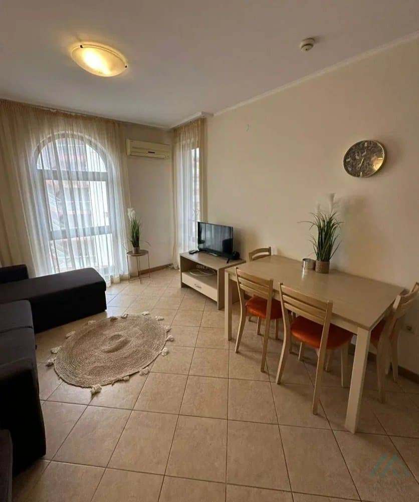 2-izbový apartmán 55 m² v prestížnom komplexe Royal Sun na Slnečnom pobreží, 300m od mora - foto 7