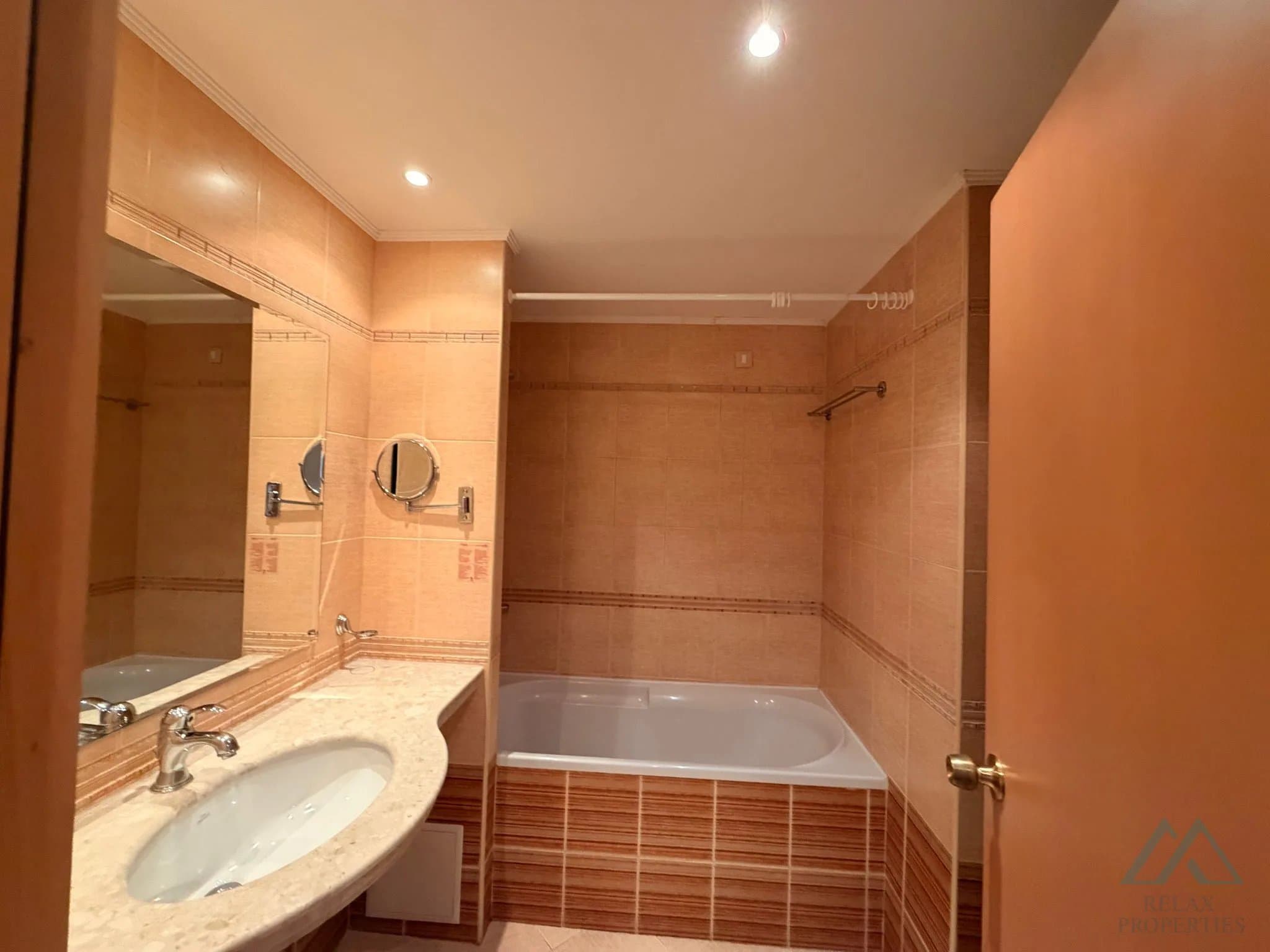 Výhľad na more! 2-izbový luxusný DIT Majestic, prvá línia, Slnečné pobrežie - foto 18