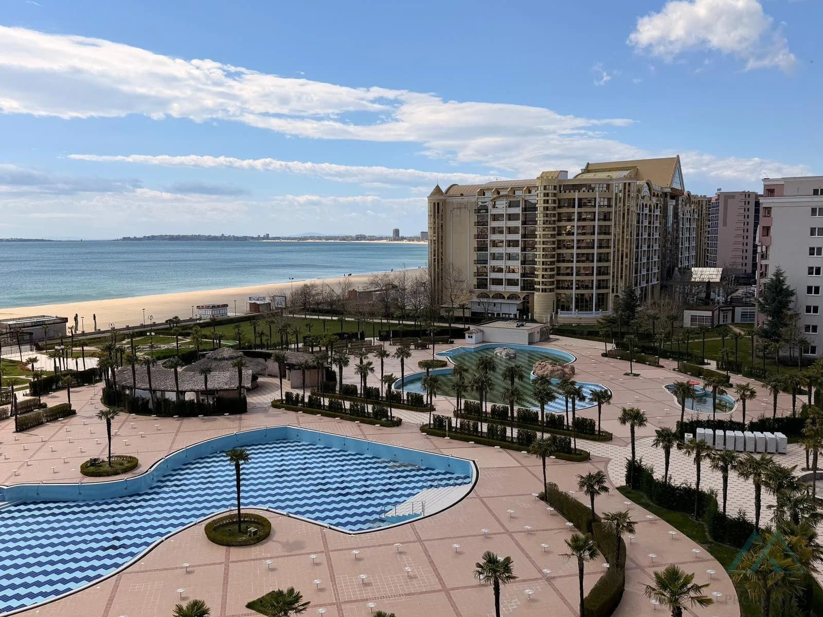 Výhľad na more! 2-izbový luxusný DIT Majestic, prvá línia, Slnečné pobrežie - foto 12