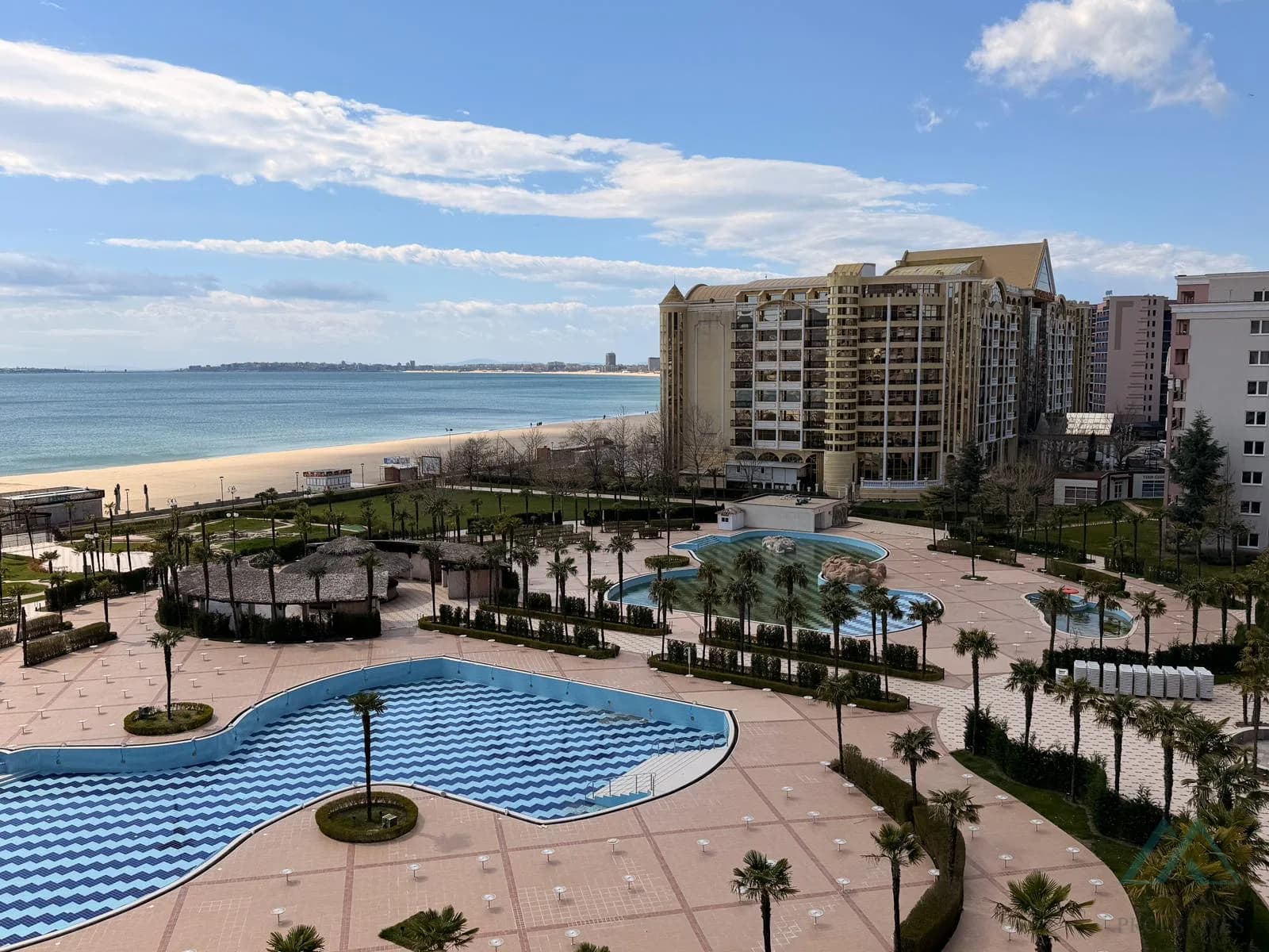 Výhľad na more! 2-izbový luxusný DIT Majestic, prvá línia, Slnečné pobrežie - foto 12