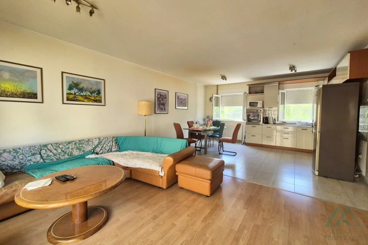 Rodinný radový dom na dvoch podlažiach, 500m od mora, Kaštel Lukšić – Dalmácia - 3