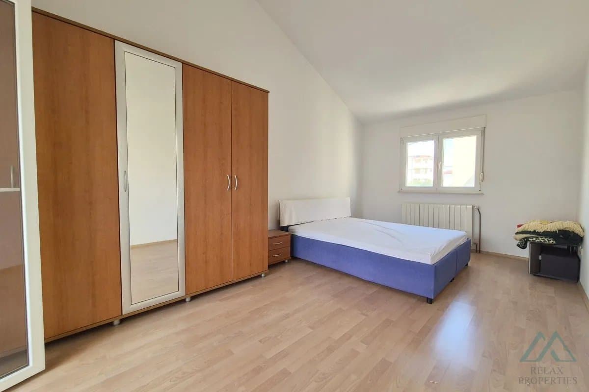 Rodinný radový dom na dvoch podlažiach, 500m od mora, Kaštel Lukšić – Dalmácia - foto 9