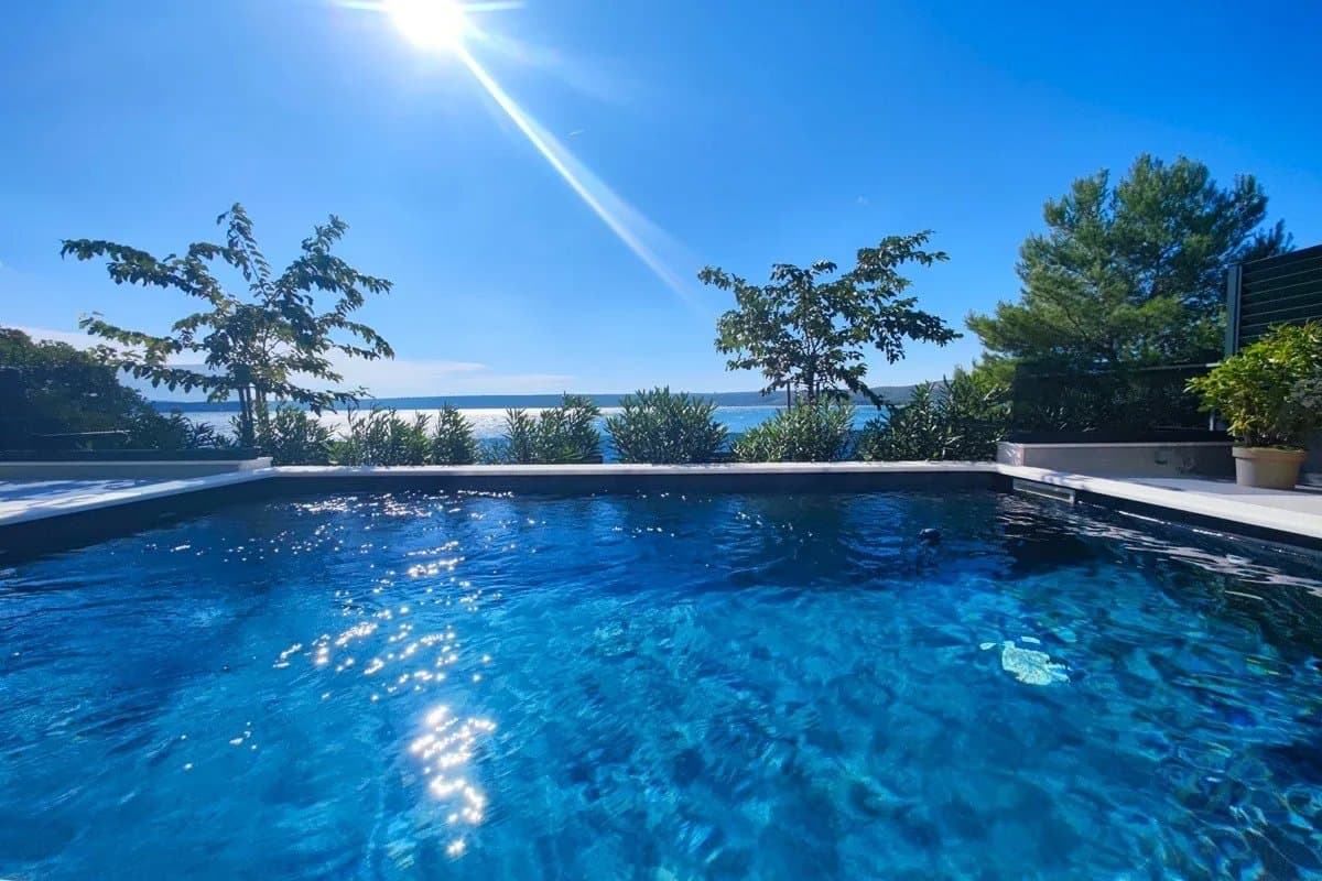 Luxusná moderná vila priamo pri mori, Zadar – Dalmácia - foto 8