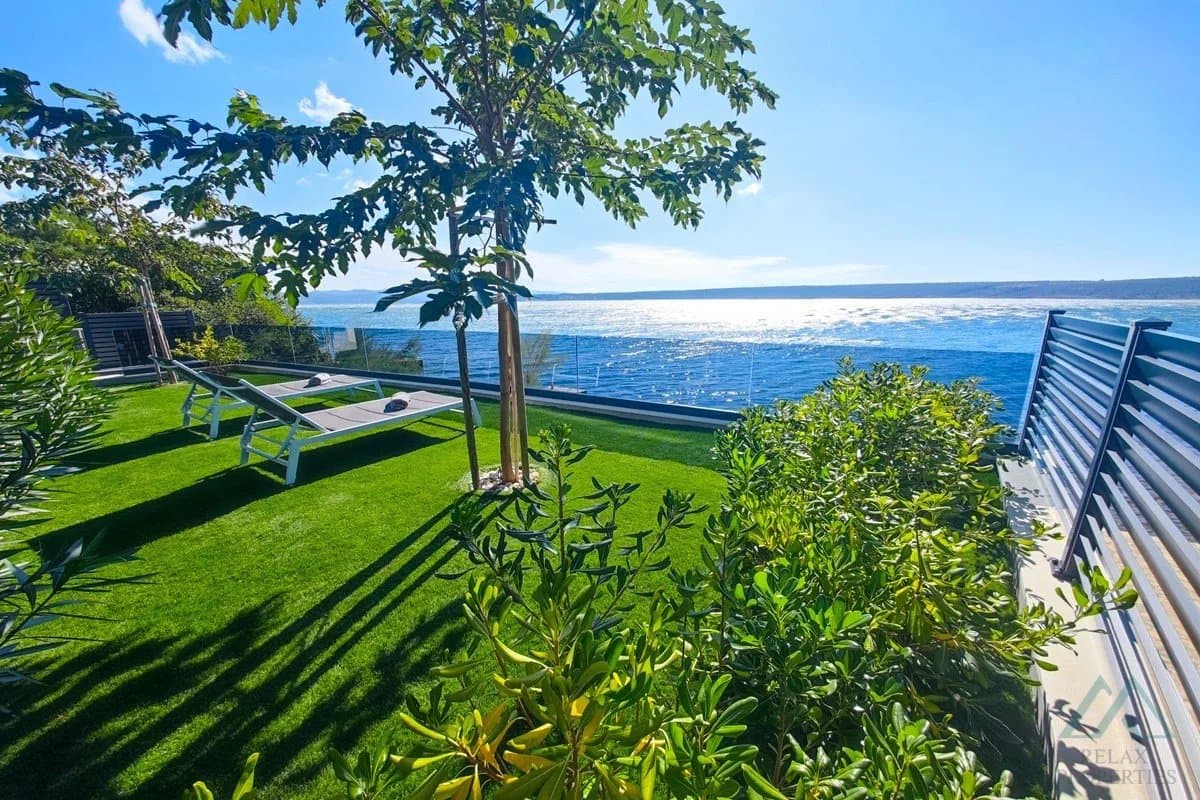 Luxusná moderná vila priamo pri mori, Zadar – Dalmácia - foto 9