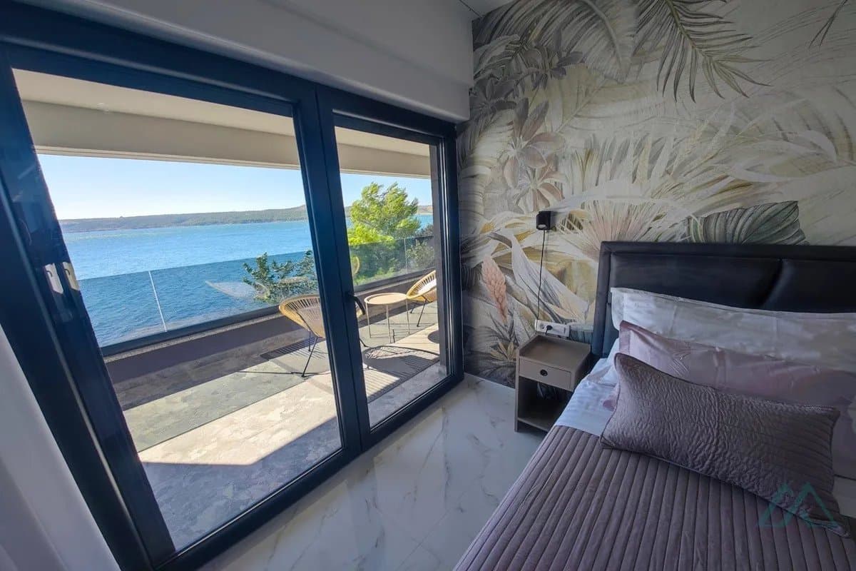 Luxusná moderná vila priamo pri mori, Zadar – Dalmácia - foto 14