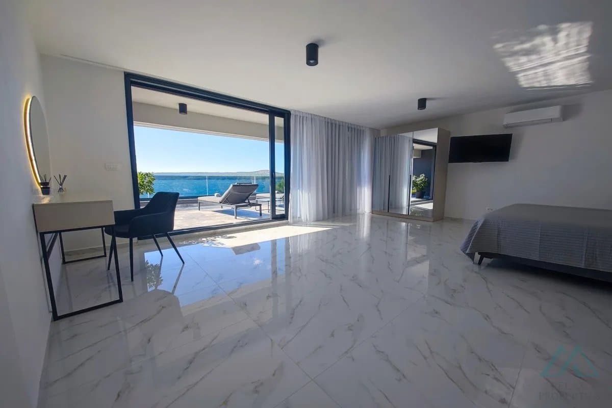 Luxusná moderná vila priamo pri mori, Zadar – Dalmácia - foto 19