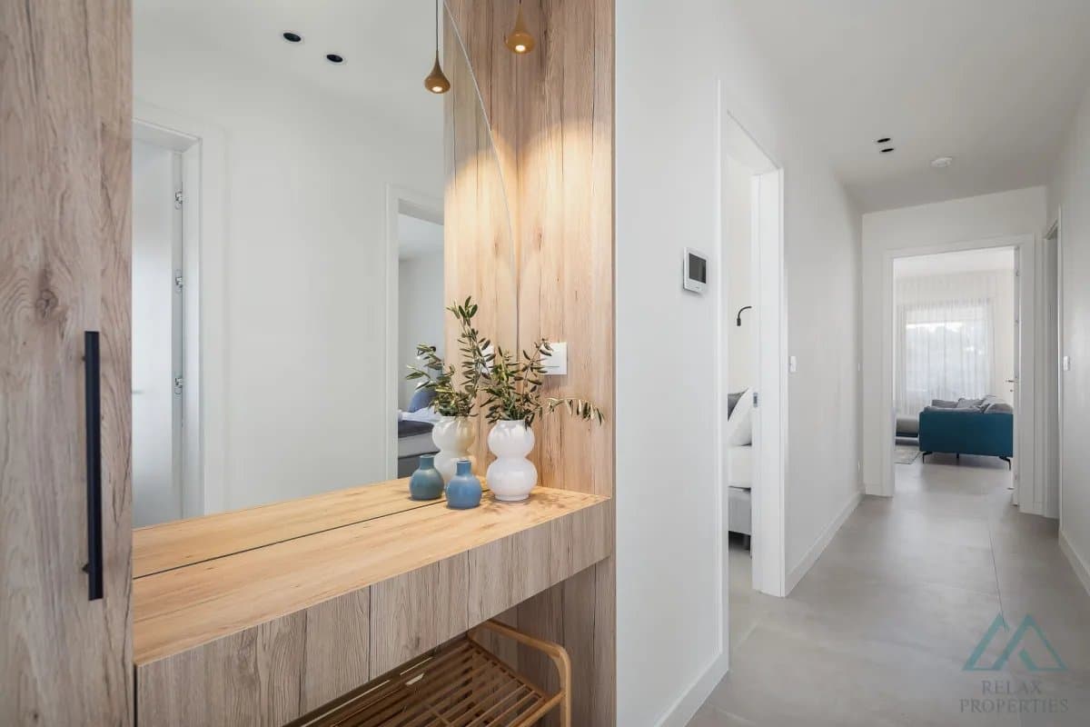 Luxusná vila s bazénom v 1. línii pri mori, Rogoznica – Dalmácia - foto 15