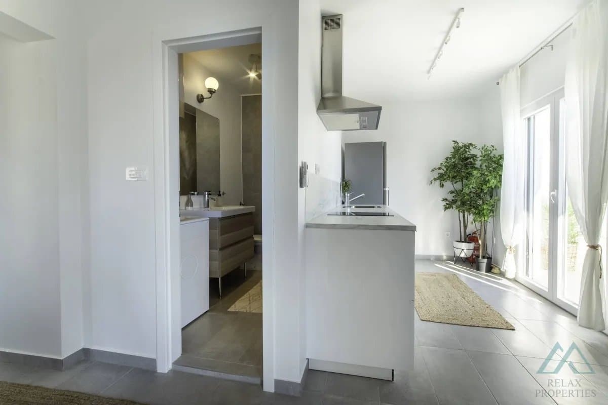 Moderný dom blízko pláže, 150m od mora, Rogoznica – Dalmácia - foto 8