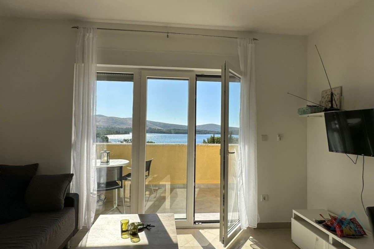 3-izbový apartmán s otvoreným výhľadom na more, Šibenik – Dalmácia - 5