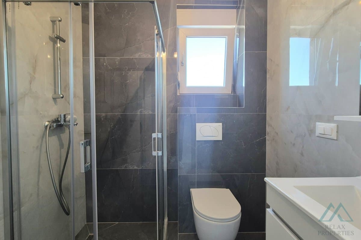 Penthouse s strešnou terasou a výhľadom na more, ostrov Čiovo – Dalmácia - foto 7