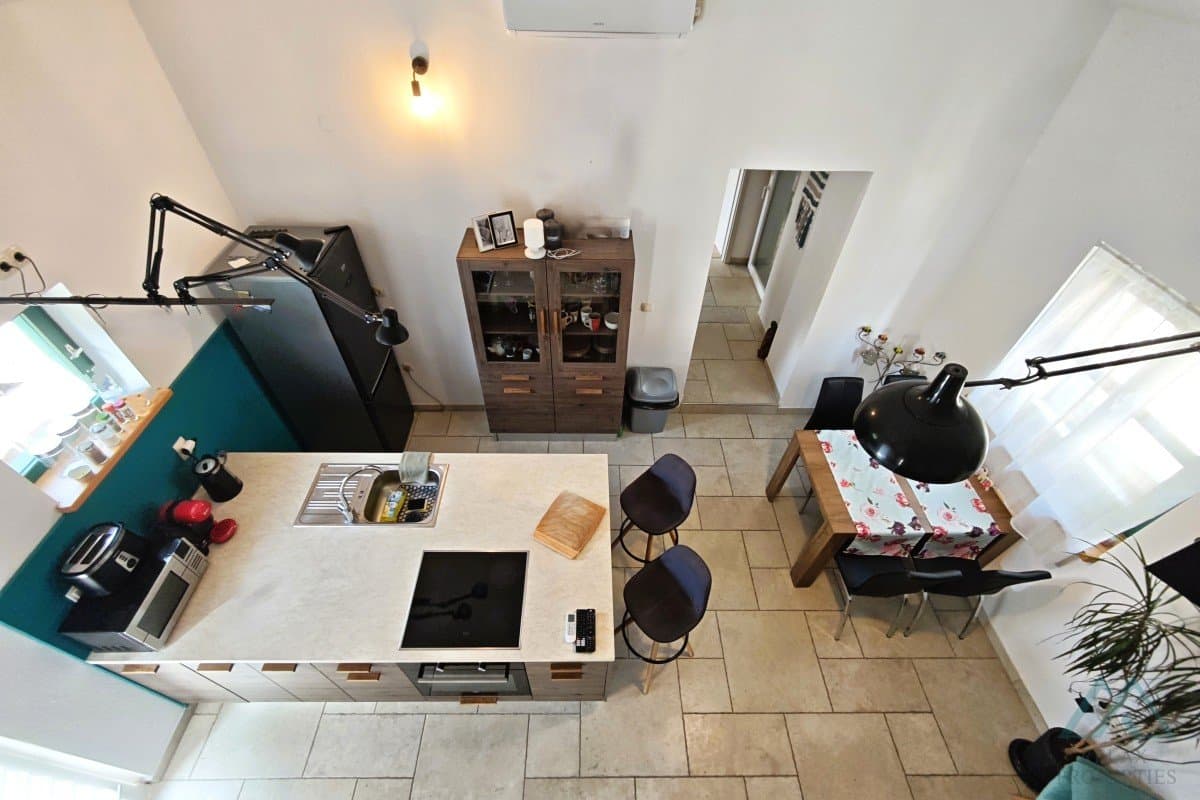 Novostavba domu s 2 apartmánmi, záhradou a parkovaním, Kaštel Lukšić – Dalmácia - foto 9