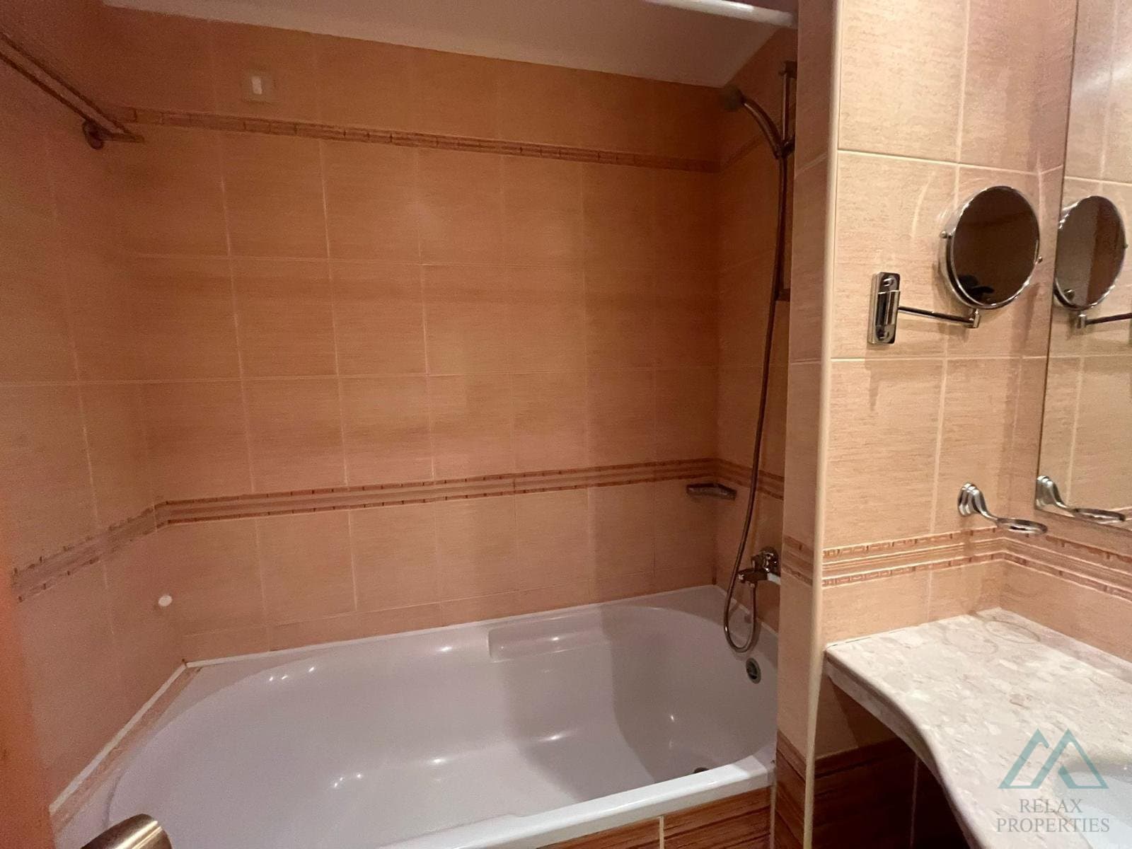 Prvá línia! Štúdiový apartmán v 4★ rezorte DIT Majestic, s nájomnou zmluvou, Slnečné pobrežie, Bulharsko - foto 10