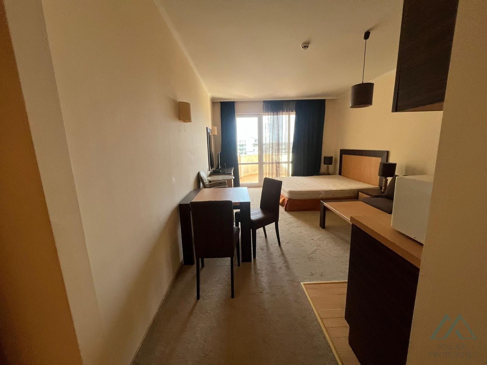 Prvá línia! Štúdiový apartmán v 4★ rezorte DIT Majestic, s nájomnou zmluvou, Slnečné pobrežie, Bulharsko - foto 6