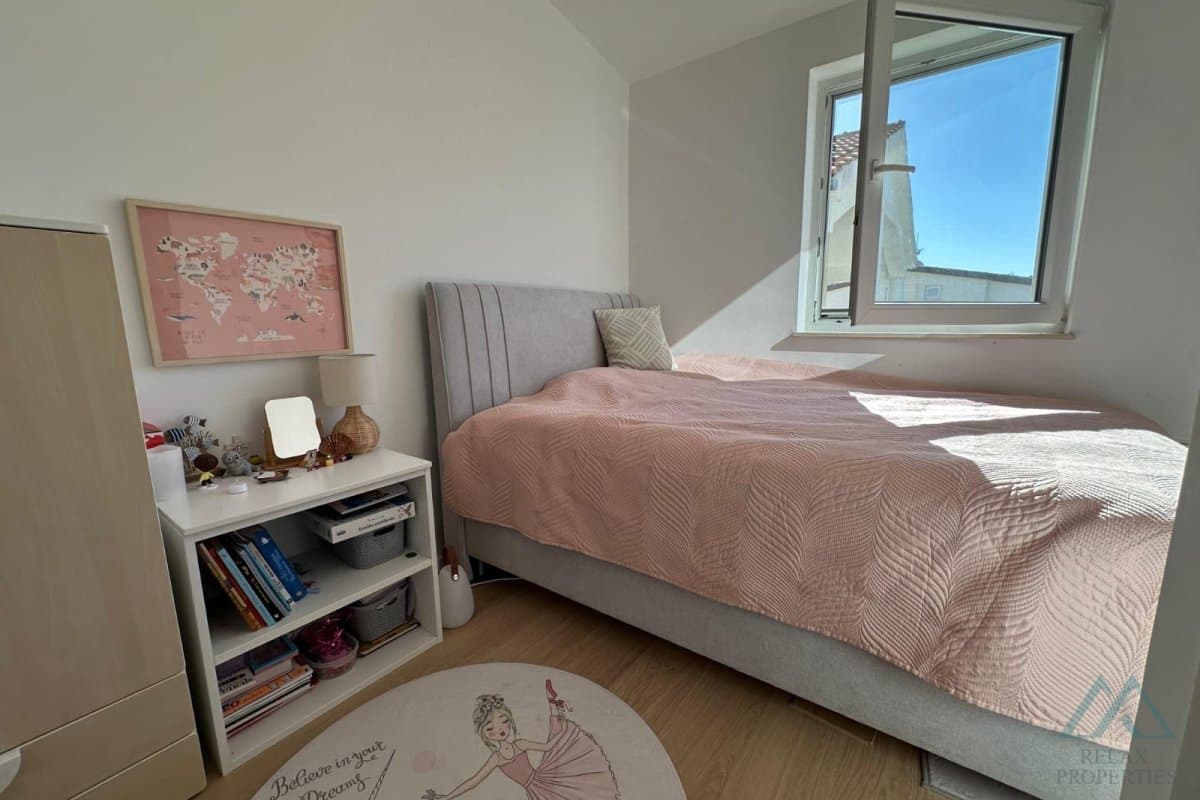 3-izbový apartmán pri pláži s výhľadom na more, Rogoznica – Dalmácia - foto 10