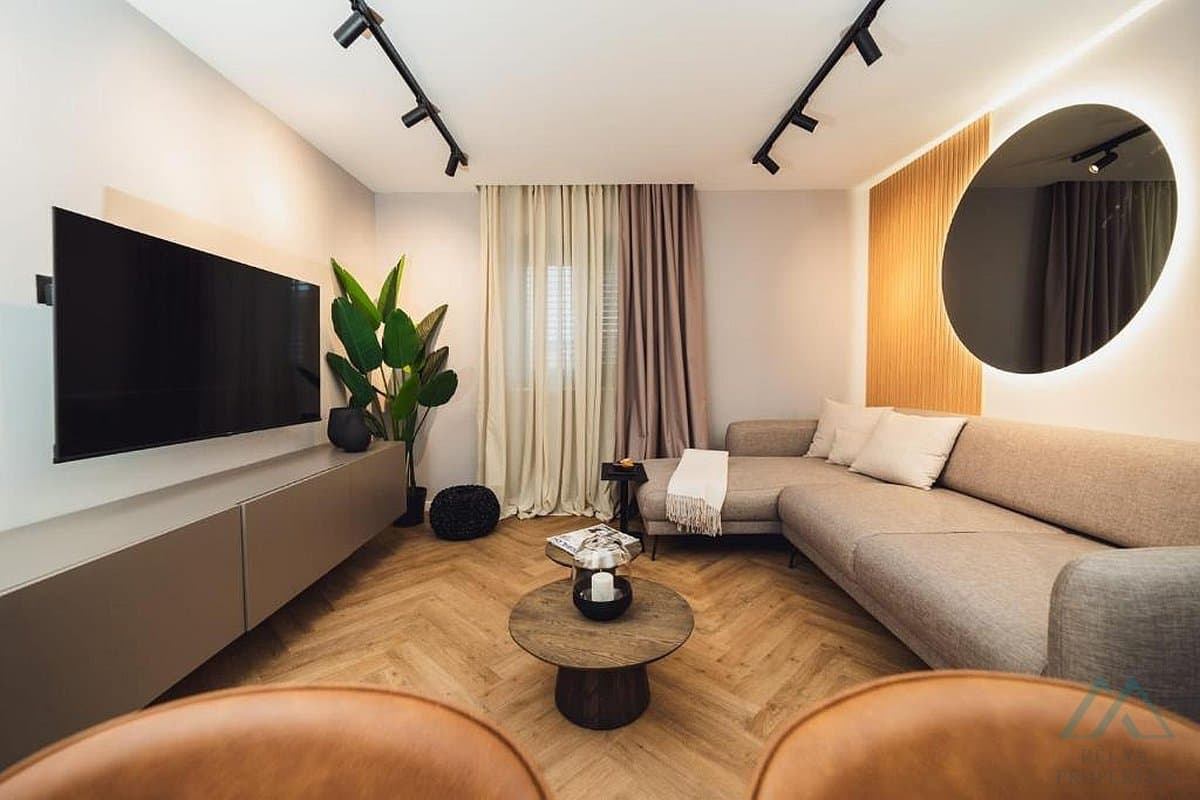 Vila s dvoma apartmánmi a bazénom, Rogoznica – Dalmácia - foto 11