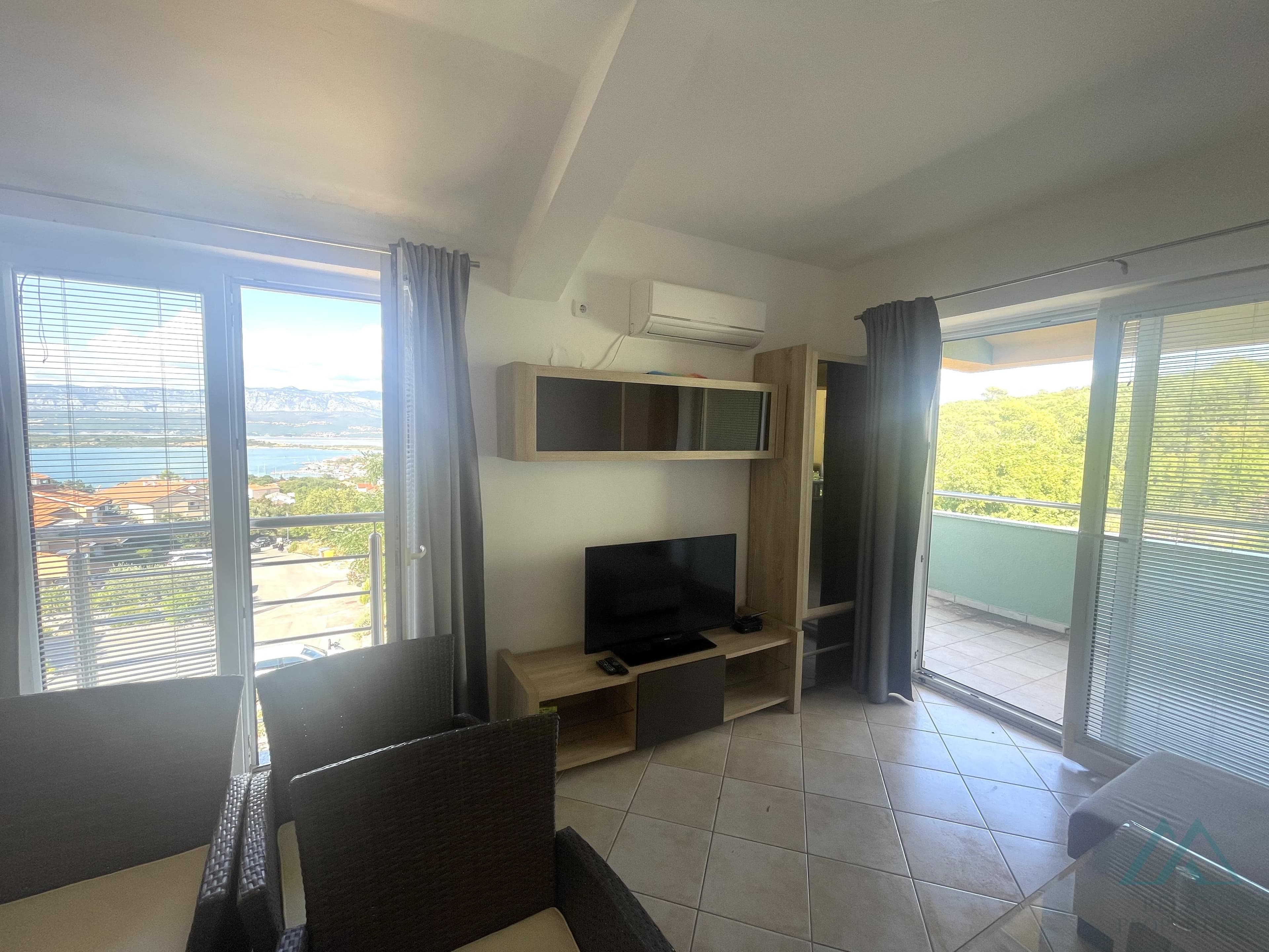 Apartmán s výhľadom na more v blízkosti pláže, ostrov Krk – Soline - 3