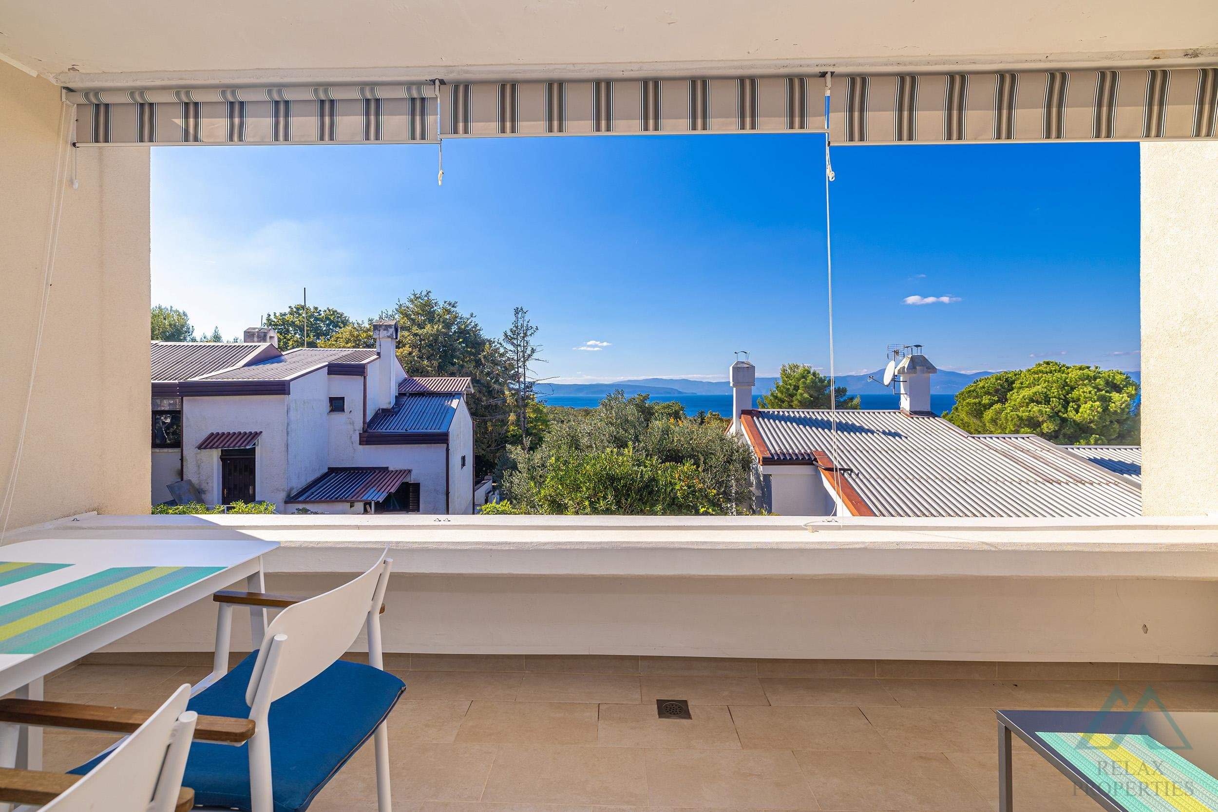 Dom s výhľadom na more a záhradou, 400m od mora, Njivice, ostrov Krk - foto 17