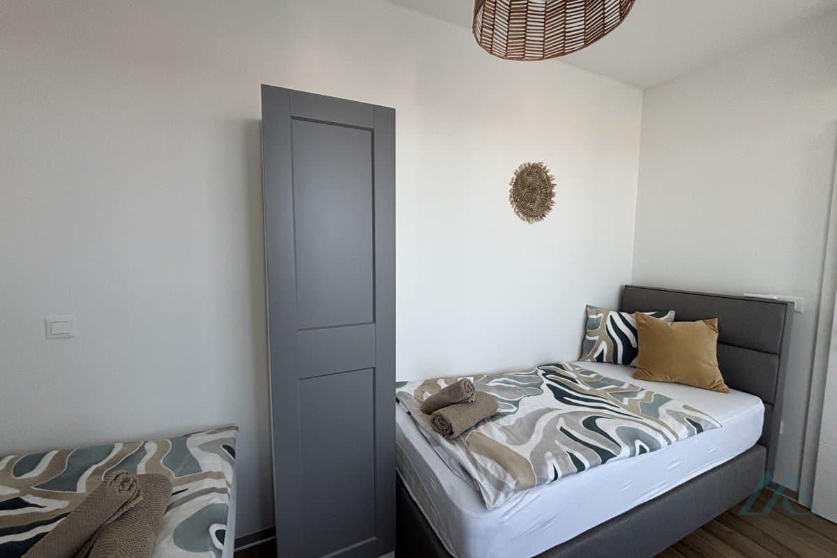 3-izbový penthouse s výhľadom na more a strešnou terasou – Trogir, Čiovo - foto 14