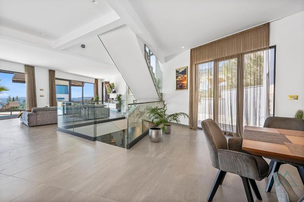 Luxusná vila s bazénom a otvoreným výhľadom na more – Čiovo, Dalmácia - foto 6