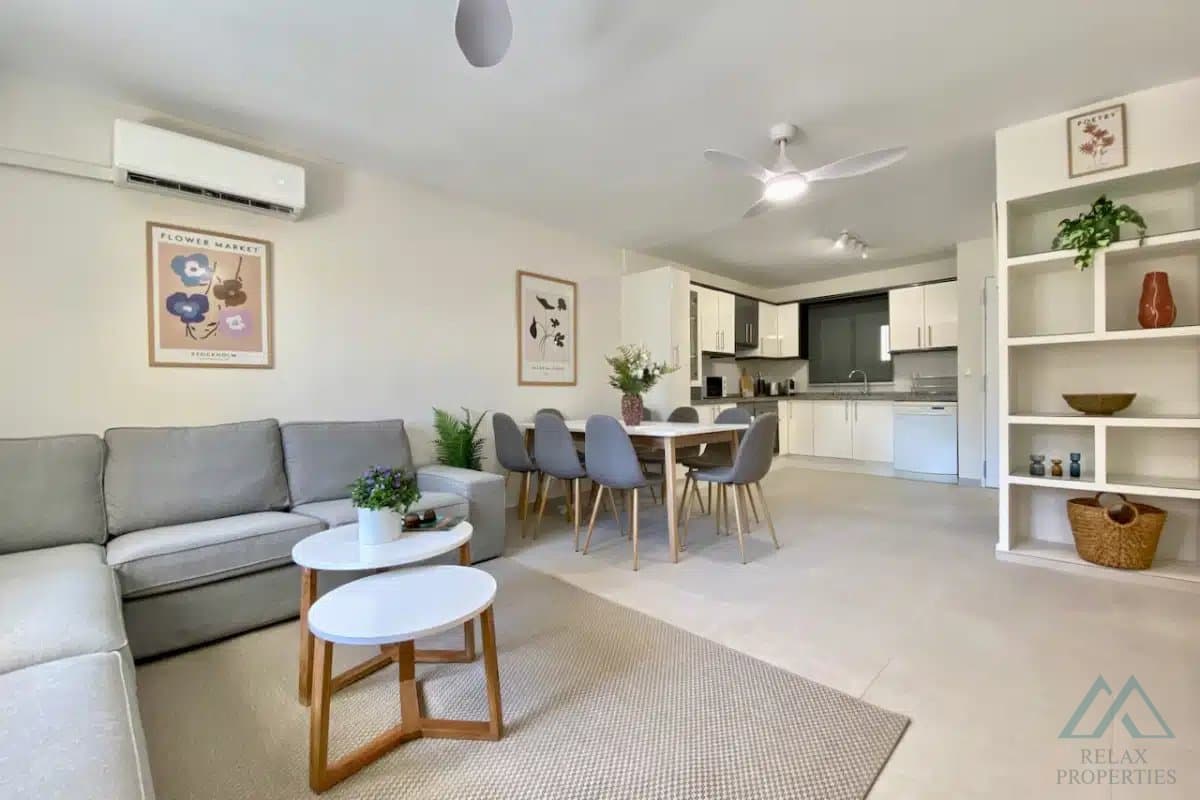 4-spálňový radový dom, v La Laguna II, Playa Flamenca, luxusná rekonštrukcia - foto 6