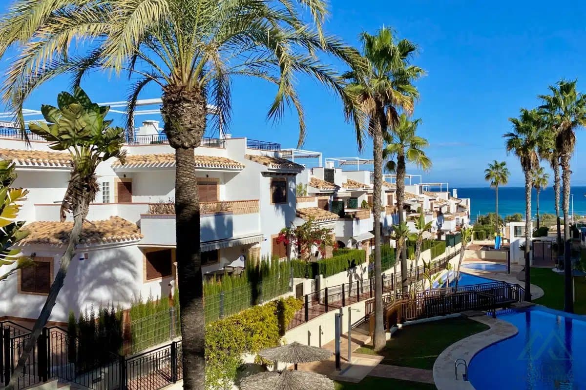 3-izbový apartmán na najvyššom poschodí, s panoramatickým výhľadom na more, 74 m², v Azul Beach, La Mata, exkluzívna ponuka - foto 3