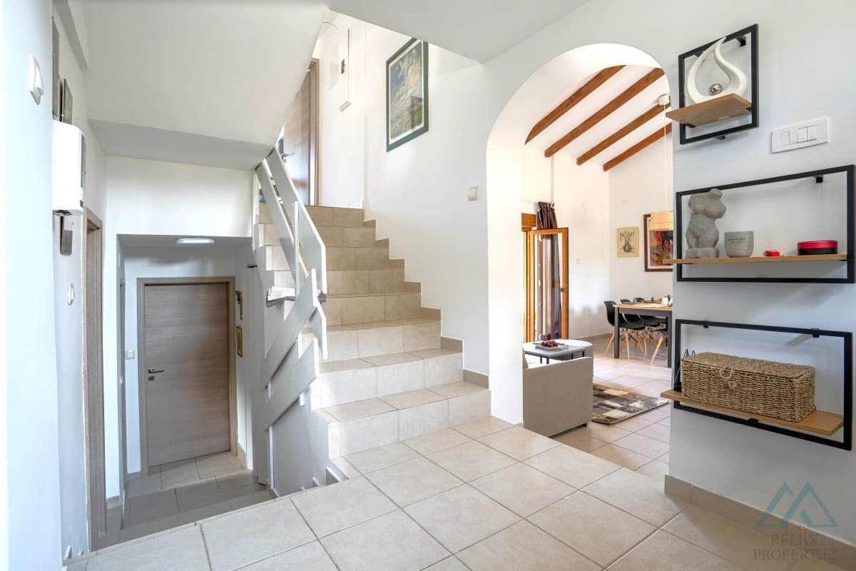 Rekreačný dom s bazénom, saunou a výhľadom na more – ostrov Hvar, 150 m od mora - foto 10