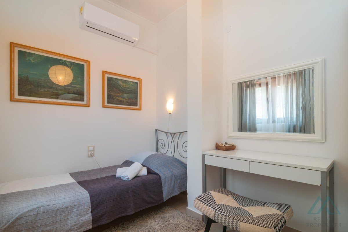 Rekreačný dom s bazénom, saunou a výhľadom na more – ostrov Hvar, 150 m od mora - foto 13