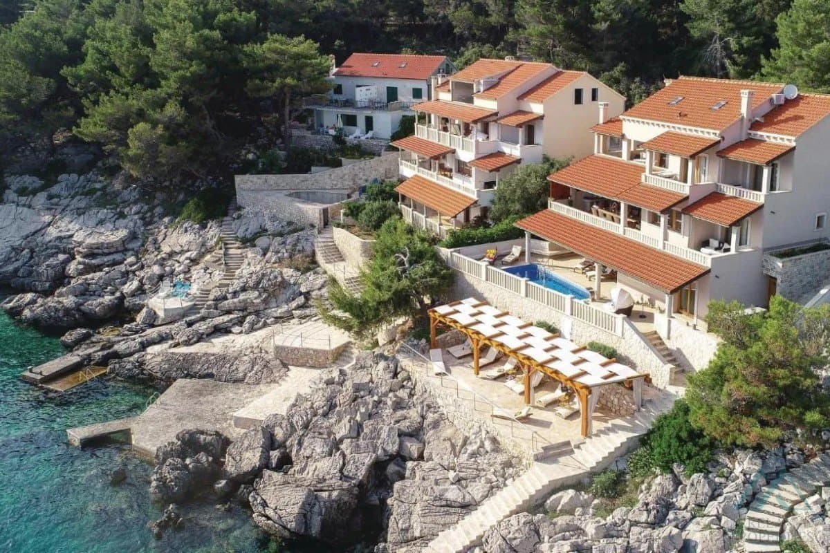 Luxusná vila priamo pri mori s bazénom – ostrov Korčula, prvá línia, Chorvátsko - foto 12