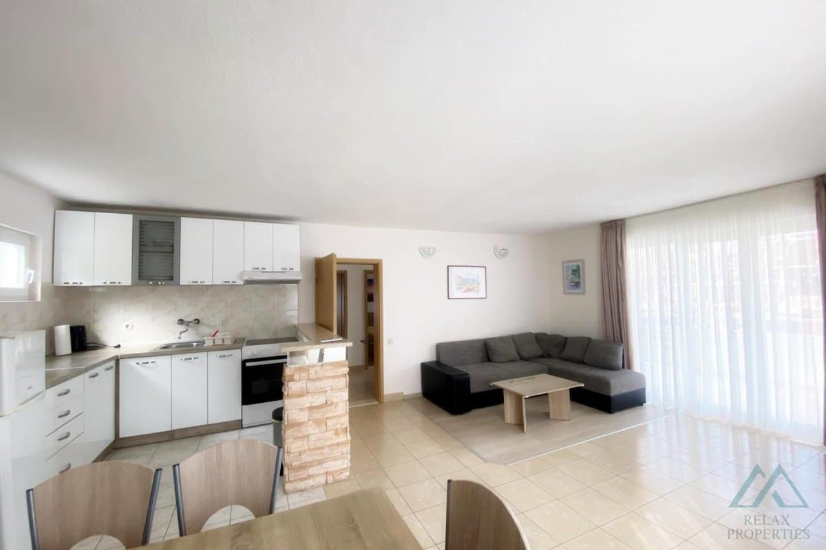 Samostatne stojaci dom blízko mora s dvoma apartmánmi – ostrov Čiovo, Slatine, investičná príležitosť - foto 4