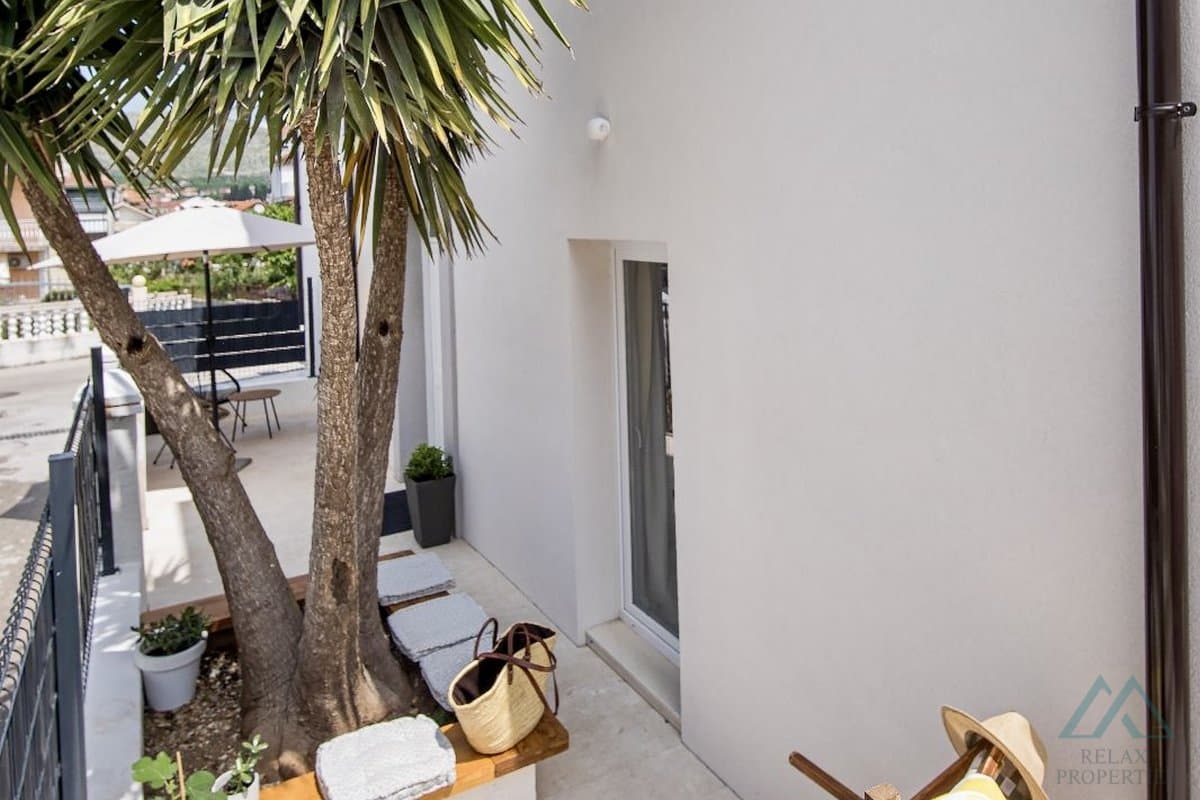 Moderný apartmánový dom so 6 jednotkami – Trogir, 150 m od mora, výborná investícia - 3