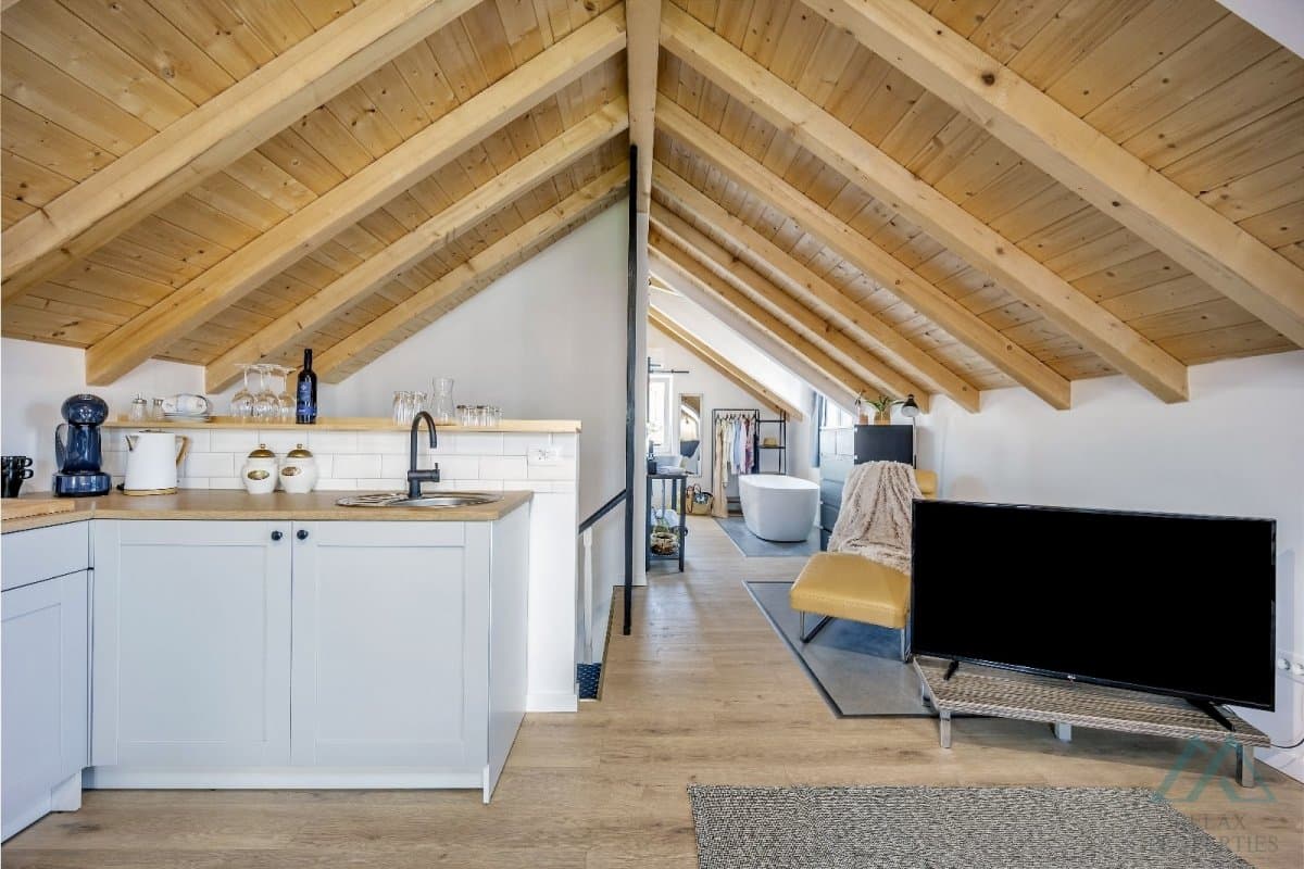 Moderný apartmánový dom so 6 jednotkami – Trogir, 150 m od mora, výborná investícia - foto 10