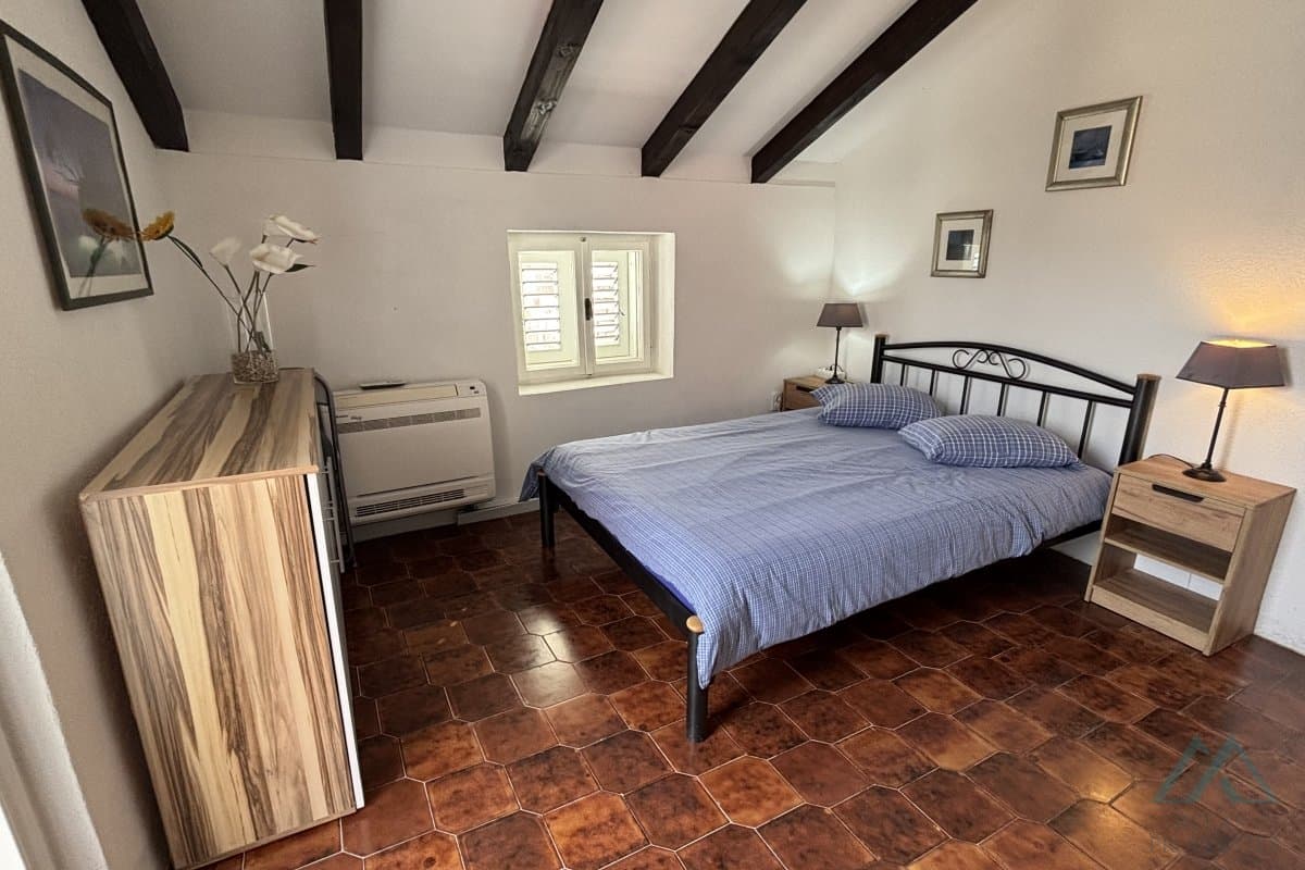 Zrekonštruovaný kamenný dom priamo pri mori – 1. línia, Omiš, Chorvátsko - foto 9