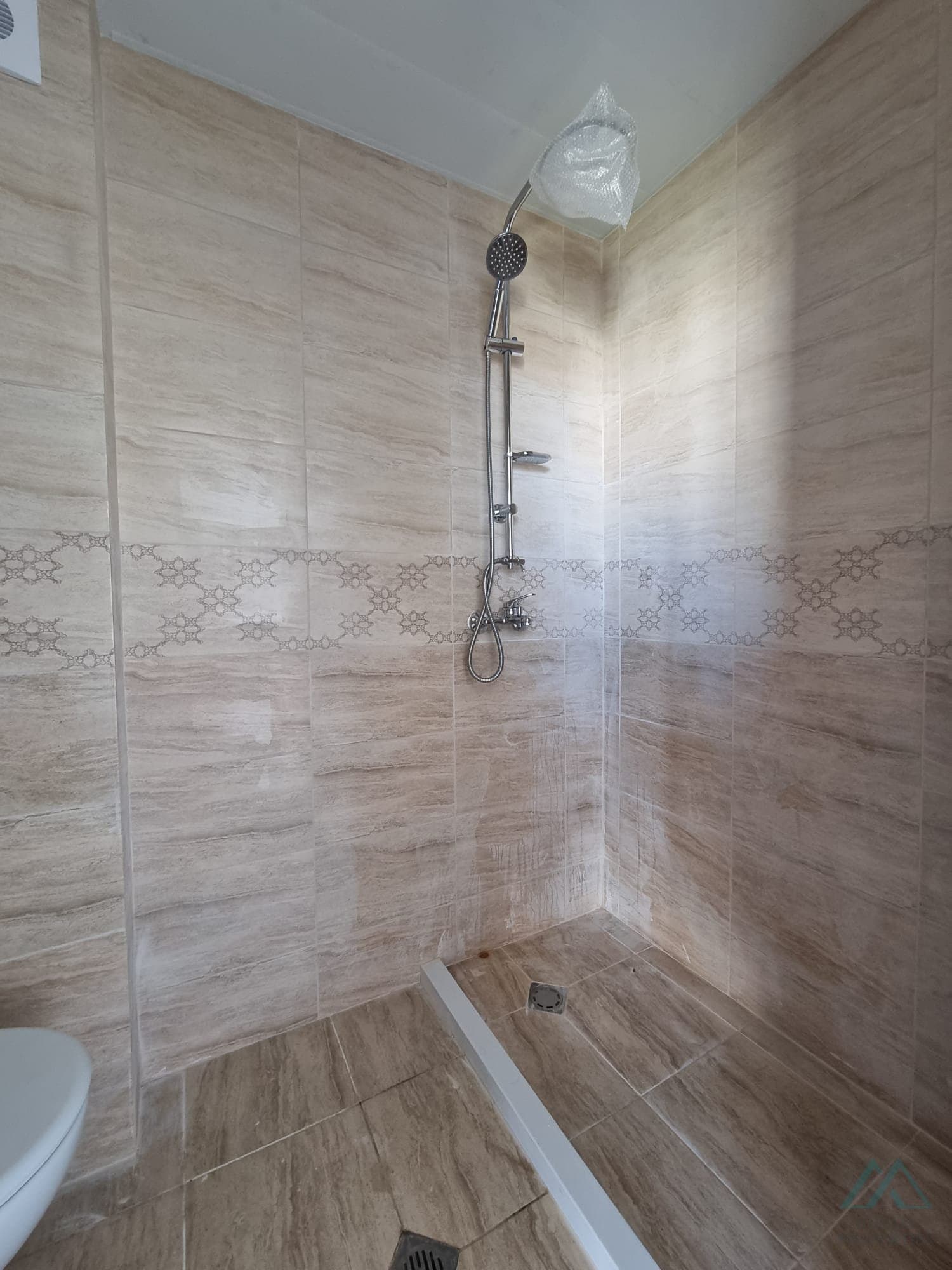 Novostavba 2-izbový apartmán 70 m² s terasou, Villa Venezia, Sveti Vlas, 450 m od pláže - foto 12